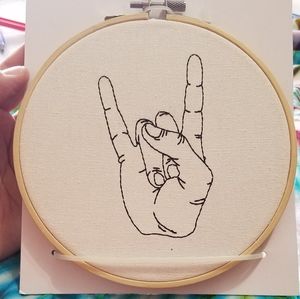 Devils Horn or Rock on Embroidered hoop Sign